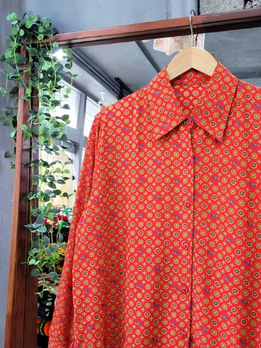 retro pattern silky shirt