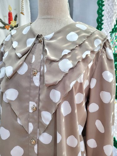 [new fashion] ruffle kara detail unique dot blouse