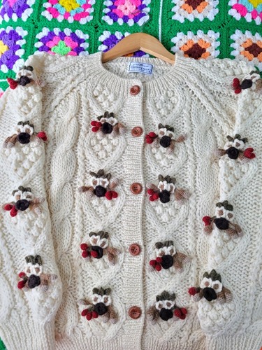 [CRESENT MAX] adorable crochet detail pointed cream wool cardigan