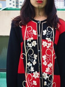 flower embroidery color block wool cardigan