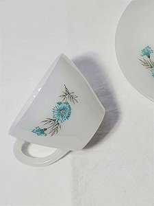 [Fire King] blue flower milk glass set