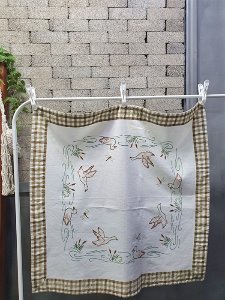 [HANDMADE] elegant duck embroidery cotton fabric