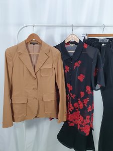 [theory] 3 pocket camel jacket