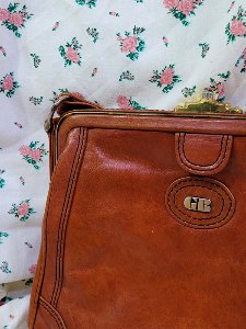 [GB] british mood brown old bag