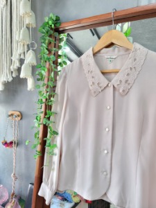 [Cony Rosa] adorable flower kara blouse