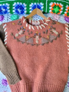 stitch pointed hippie mood knit top