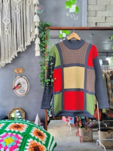 color block designed twist wool knit top